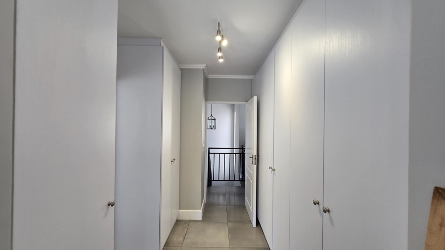 3 Bedroom Property for Sale in La Roche Western Cape